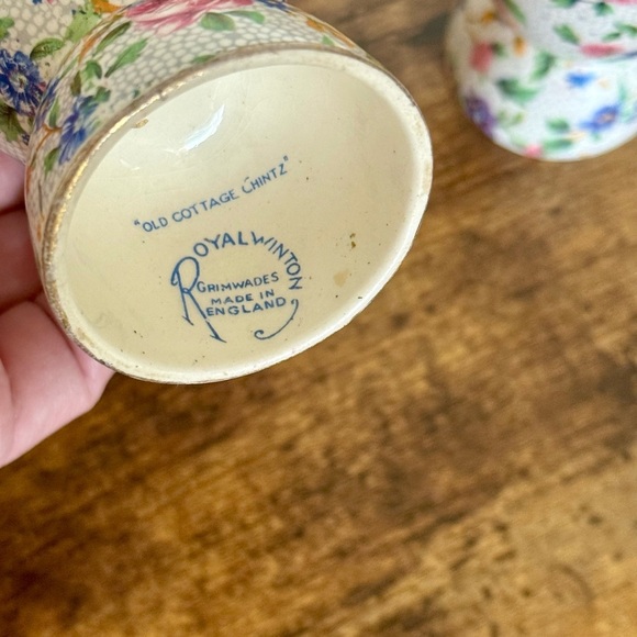 Vintage Royal Winton Old Cottage Chintz Double Egg Cups - Picture 4 of 6